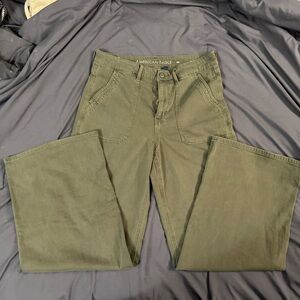 American Eagle Super High-Rise Baggy Wide Leg Green Trousers